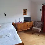 Algetet Apartment
